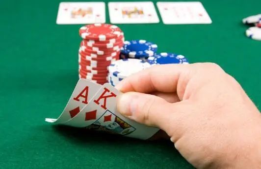 德扑圈俱乐部客服：最常见的六个扑克错误！
